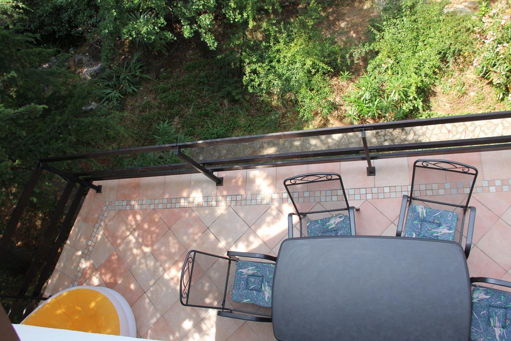 Holiday Home Luznar Klenovica Kültér fotó